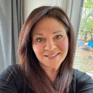 Meet your Posher, Staci